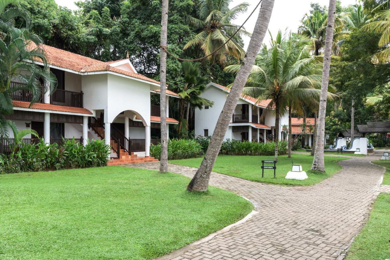Club Mahindra Ashtamudi Hotel Nīndakara Eksteriør billede