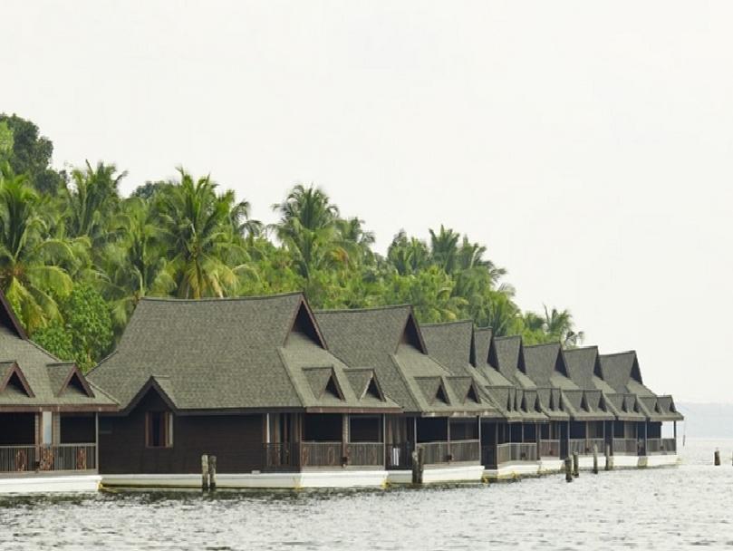 Club Mahindra Ashtamudi Hotel Nīndakara Eksteriør billede