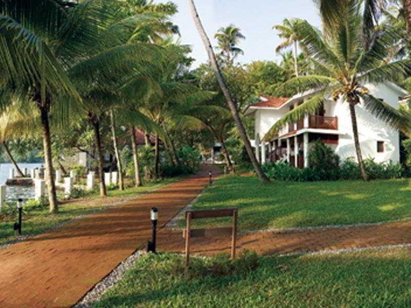Club Mahindra Ashtamudi Hotel Nīndakara Eksteriør billede