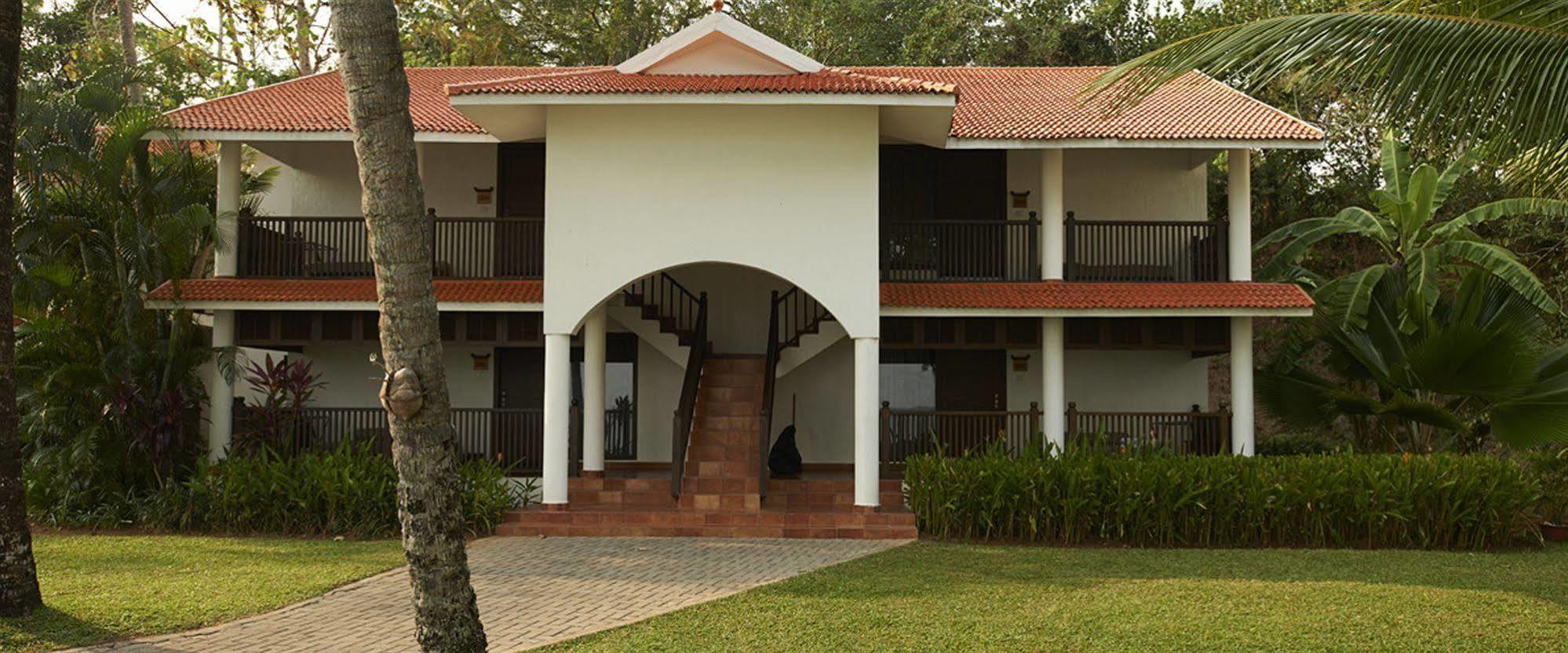 Club Mahindra Ashtamudi Hotel Nīndakara Eksteriør billede